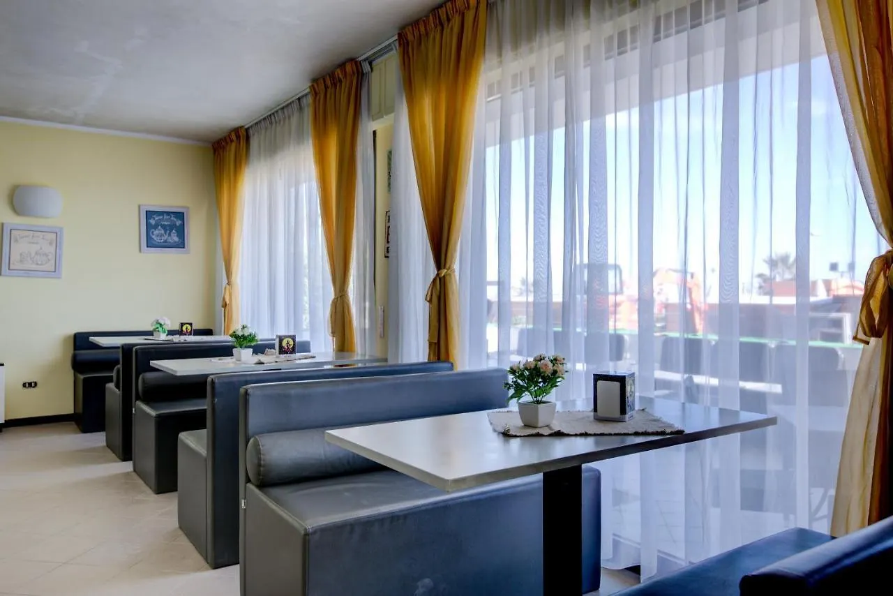 Family Resort Barone Rimini 3*,  Italië